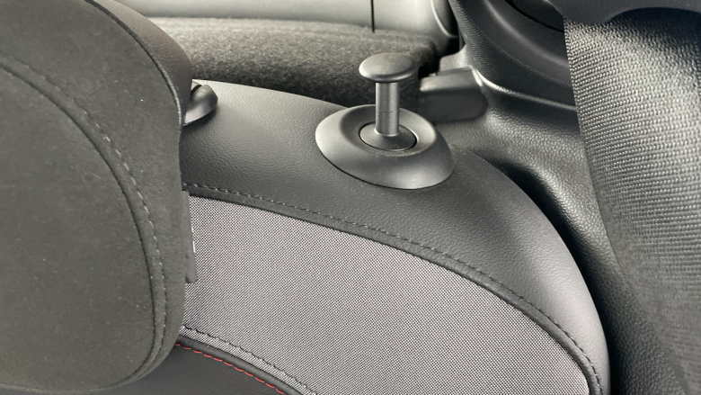 MINI Hatchback 2.0 John Cooper Works 3dr Petrol Hatchback